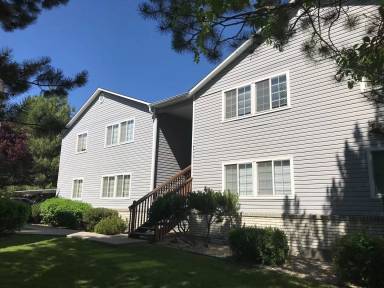 Main picture of 3001 W Alpine St