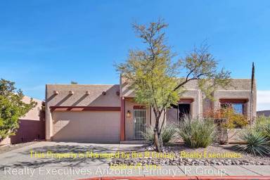 Main picture of 3730 N Bay Horse Loop