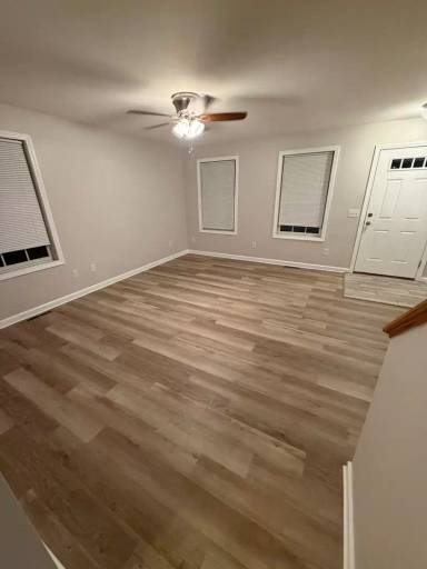 Main picture of 1144 Boston Rd