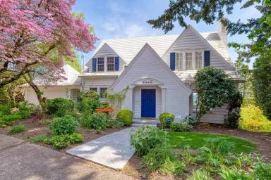 Main picture of 6440 SW Parkhill Way