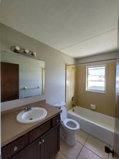 Main picture of 4807 Triton Ct E