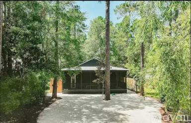 Main picture of 52 Summer Breeze Ln
