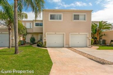 Main picture of 65 Emerald Ct