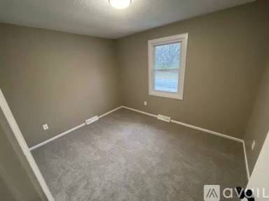 Main picture of 501 SE Claremont St