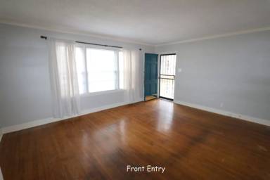 Main picture of 970 Sandra St