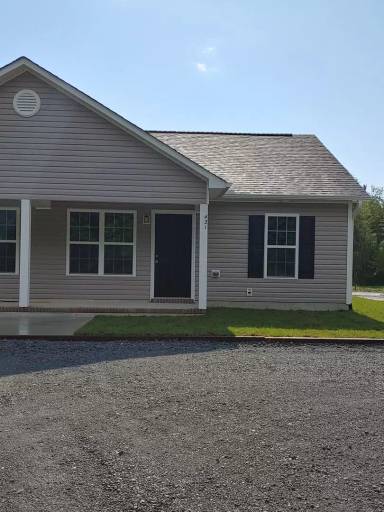 Main picture of 407 Belgrade Swansboro Rd
