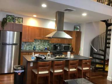 Main picture of 151 W Salaignac St