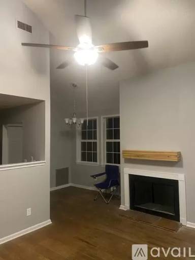Main picture of 211 Marguerite St