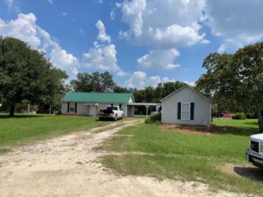 Main picture of 1053 County Rd