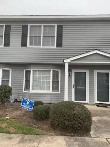 Main picture of 3326 Landmark St