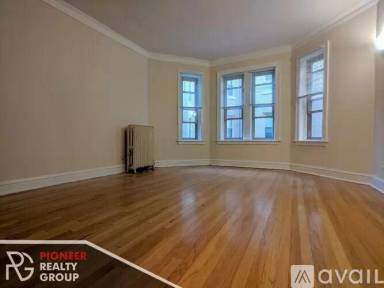 Main picture of 4229 N Paulina St
