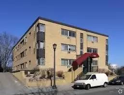Main picture of 1800 Lasalle Ave