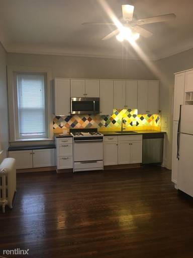 Main picture of 558 Montgomery Ave