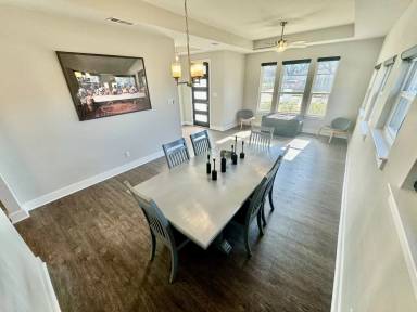 Main picture of 3423 Toronto St