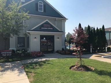 Main picture of Creekside at Meridian Hills