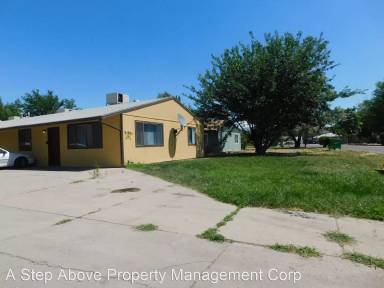 Main picture of 3290 1/2 Lombardy Ln