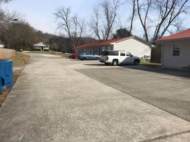 Main picture of 205 5th Ave NE