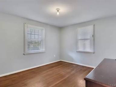 Main picture of 1710 Dakota Ave
