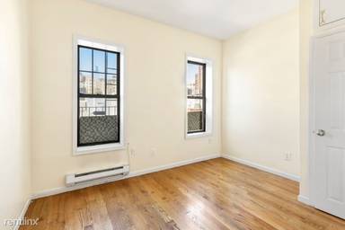 Main picture of 204 W 109th St