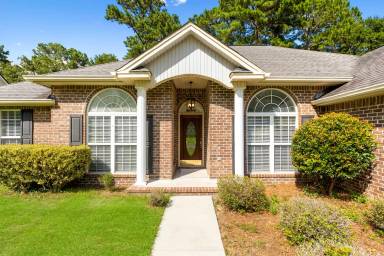 Main picture of 371 Marshview Dr