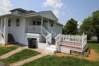Main picture of 1459 Robert Fulton Hwy