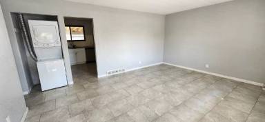 Main picture of 5542 Scranton St