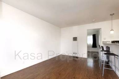 Main picture of 2828 College Ave