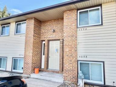 Main picture of 4950 Basswood Dr