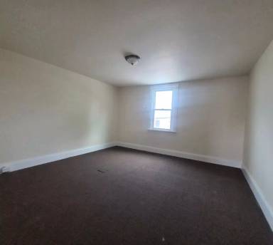 Main picture of 1348 W Liberty St