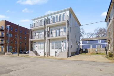Main picture of 123 Berry St