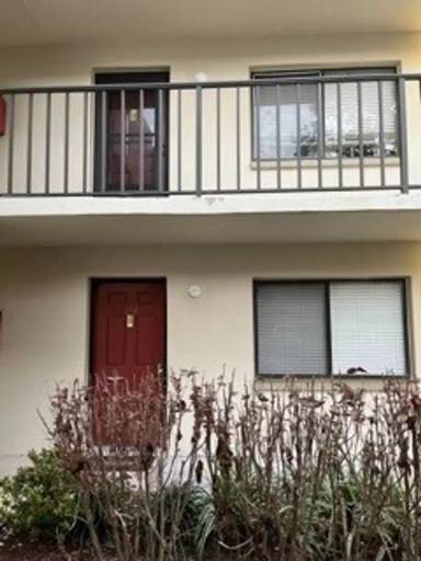Main picture of 3300 Fox Chase Cir N