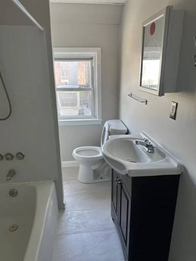 Main picture of 235 Monmouth St