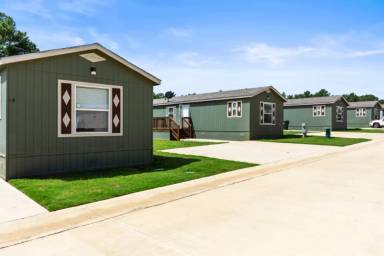 Main picture of 2825 Primera Rd