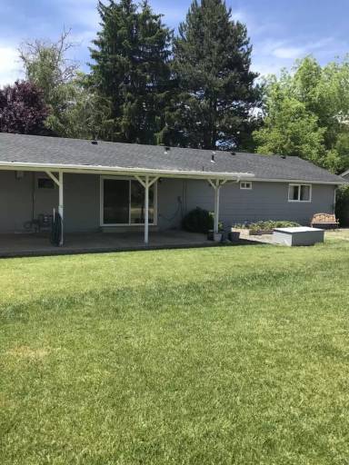 Main picture of 181 Glen Dr