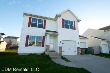 Main picture of 901 34th St SW