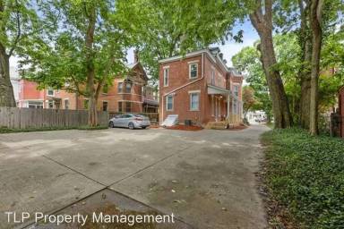 Main picture of 4239 Hamilton Ave