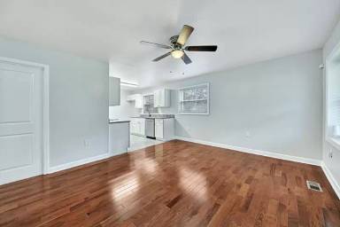 Main picture of 2647 Lay Ave
