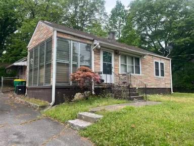Main picture of 757 Warren Dr