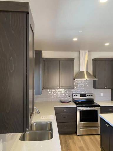 Main picture of 240 Silver Bend Way