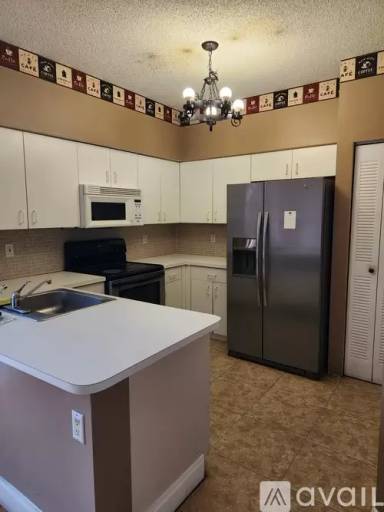 Main picture of 820 NE 212th Ter