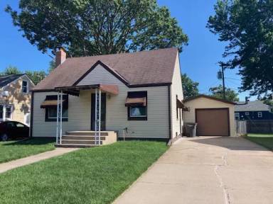 Main picture of 710 E 4th St