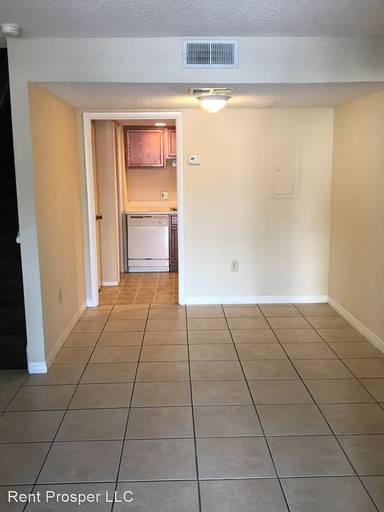 Main picture of 4217 S Semoran Blvd