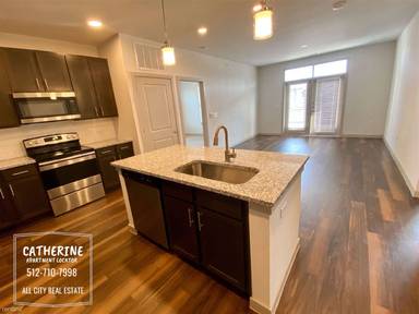 Main picture of 1606 E Parmer Ln