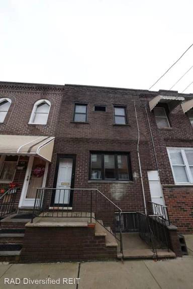 Main picture of 908 Hoffman St