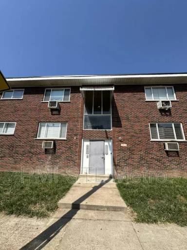 Main picture of 4615 Virginia Ave