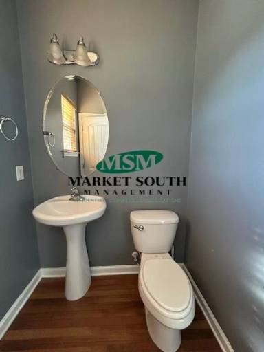 Main picture of 46 Twin Oaks Pl