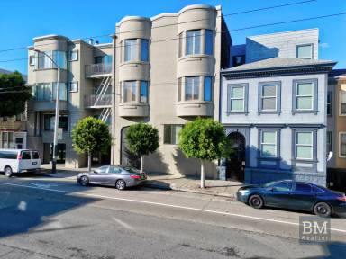 Main picture of 848 N Point St