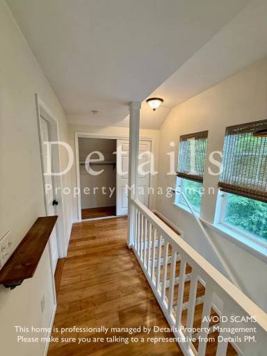 Main picture of 15373 NE Petterson Rd