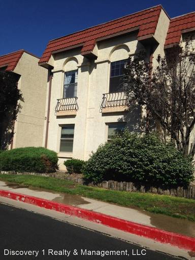 Main picture of 803 Country Club Dr SE