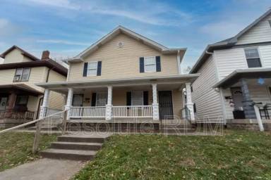 Main picture of 1918 Sugar Grove Ave